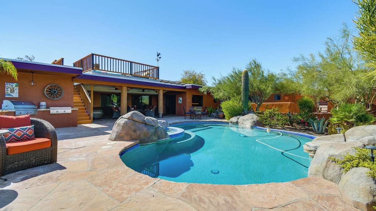 Cave Creek House | 'Full Circle Ranch' w/Pool & Views in Cave Creek