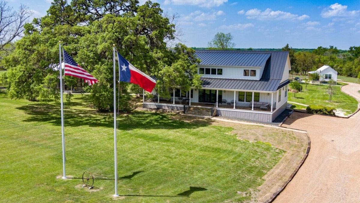 Round Top Other | Full Farm Rental in Round Top!