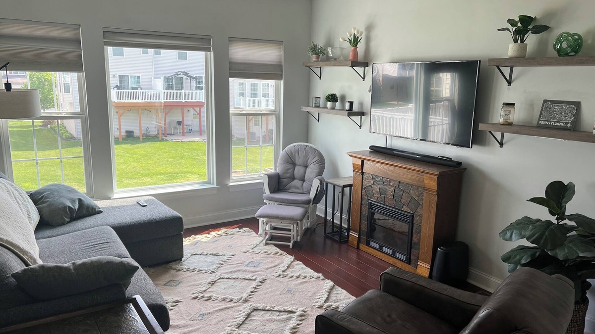 Bellefonte House | Full house 5 minutes from PSU and Downtown State College. Pet Friendly