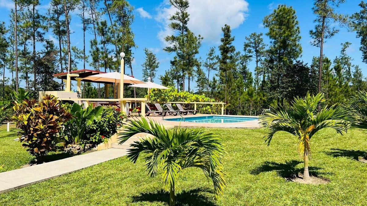 San Antonio House | Full House with Pool in Mountain Pine Ridge. GOLD STANDARD CERTIFIED.