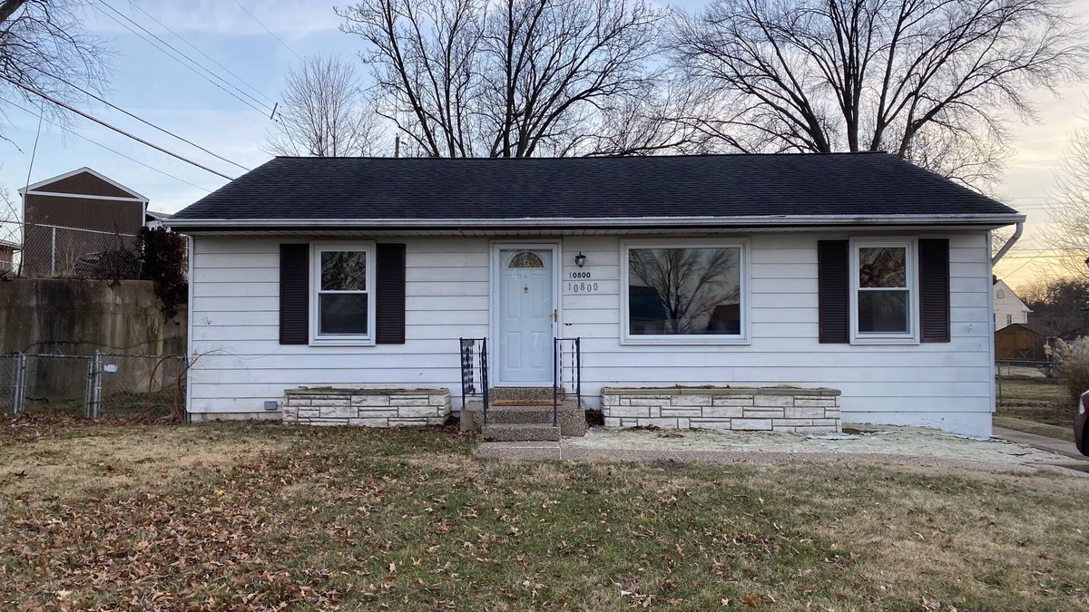 St. Louis House | Full house close to walking trails and 15 minutes to downtown