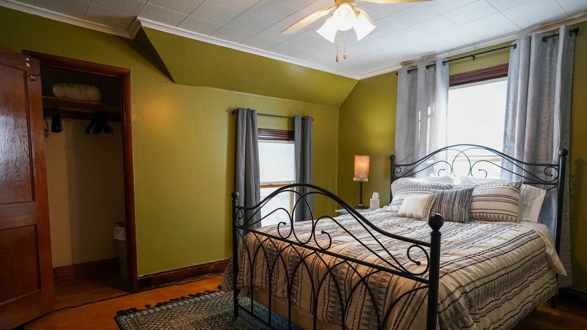 Fargo House | Full House Downtown Fargo