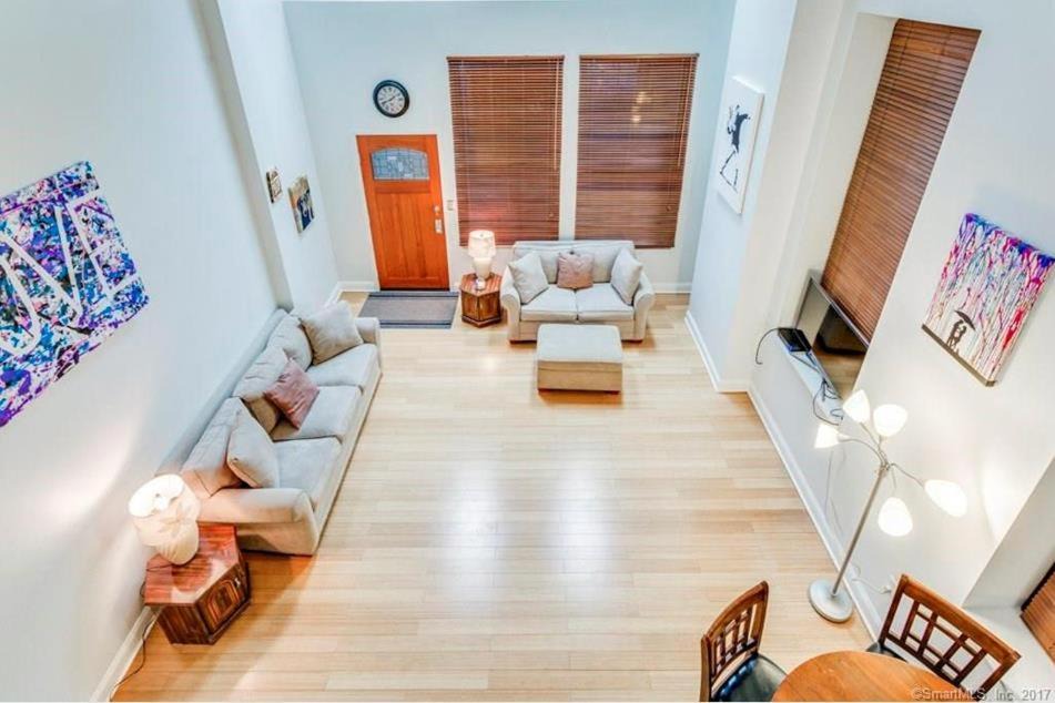 Downtown Apartment | Full loft apartment near Omni Hotel