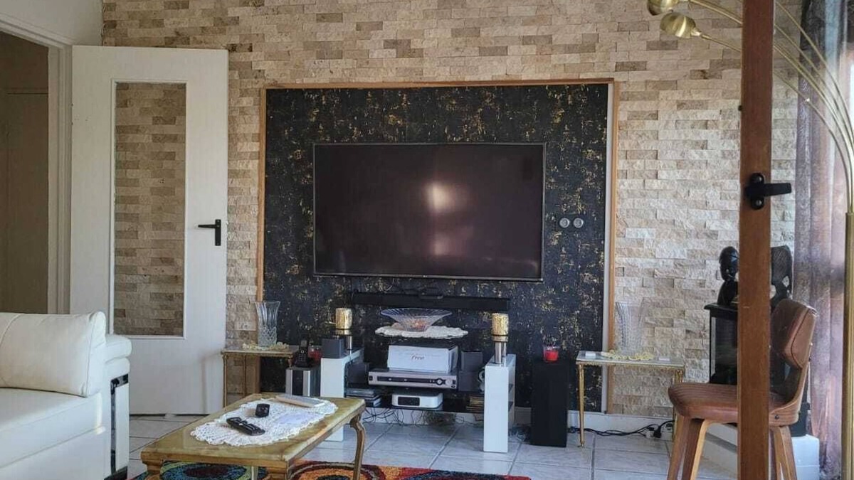 Joigny Apartment | FULL STANDING APARTMENT Mon Nid d'Or Joigny BOURGOGNE FRANCHE COMTÉ