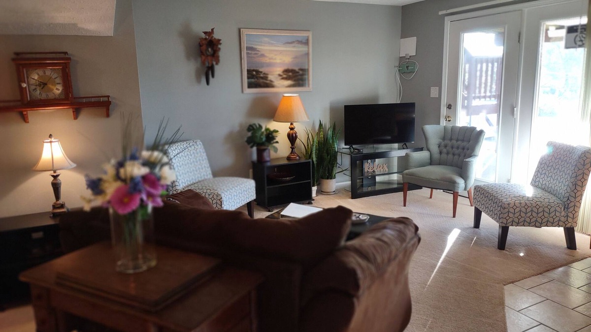 Goode Apartment | Full Terrace Apt. near Universities, Mountains, Lakes, D-Day Memorial, LU