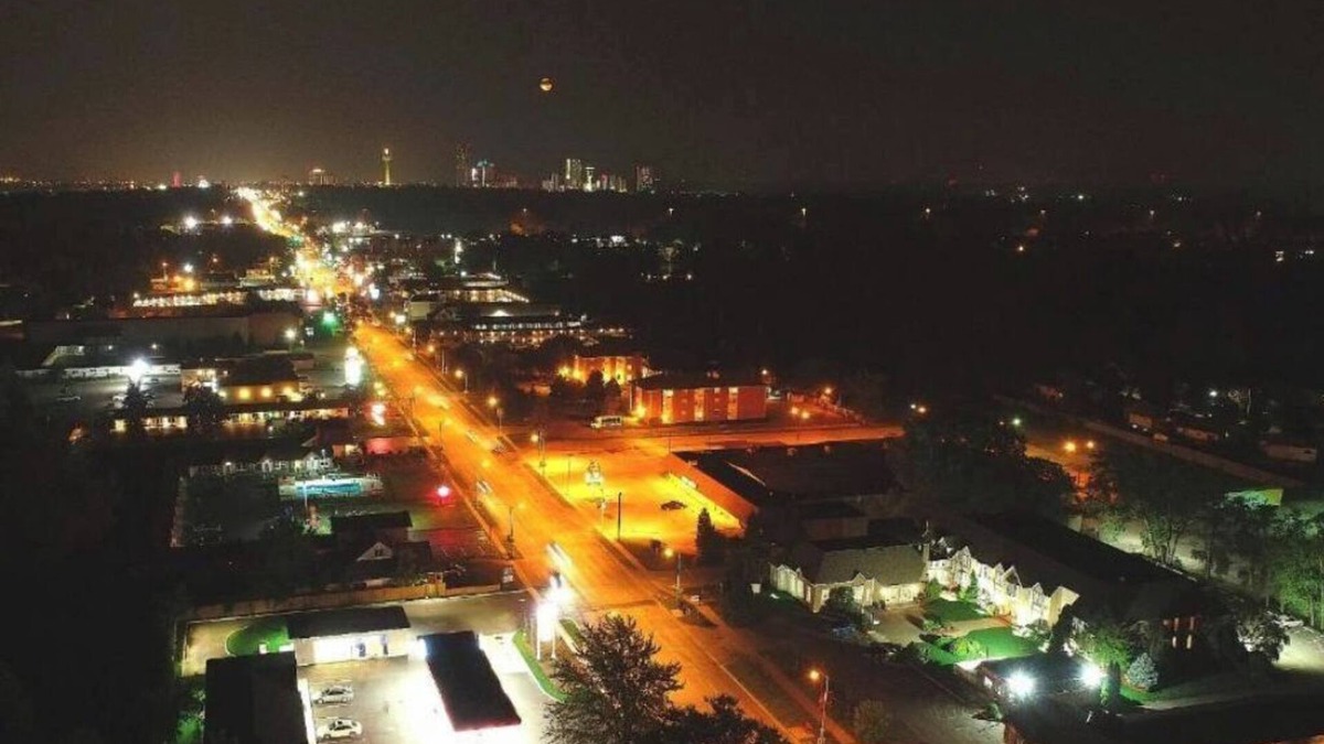 Niagara Falls Hotel | Fullerton Manor Inn