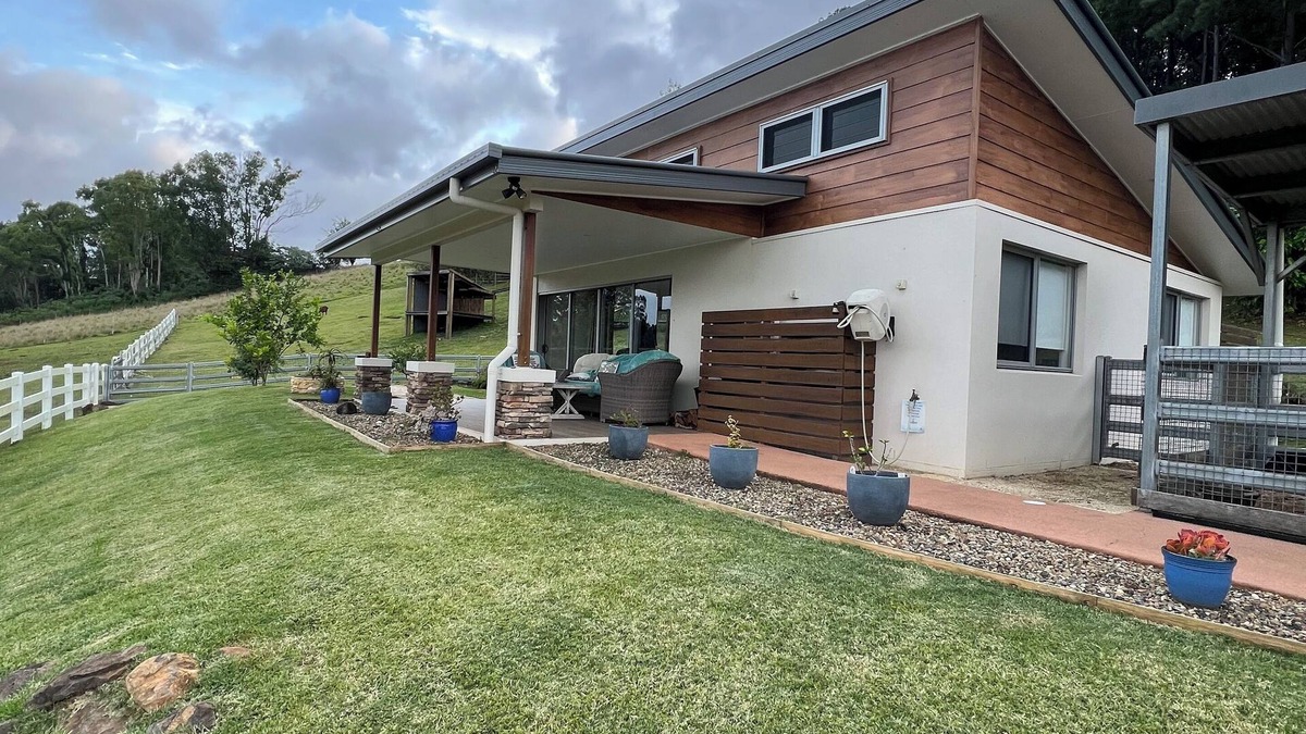Boat Harbour Cottage | Fully Accessible 2 bed Farm Stay