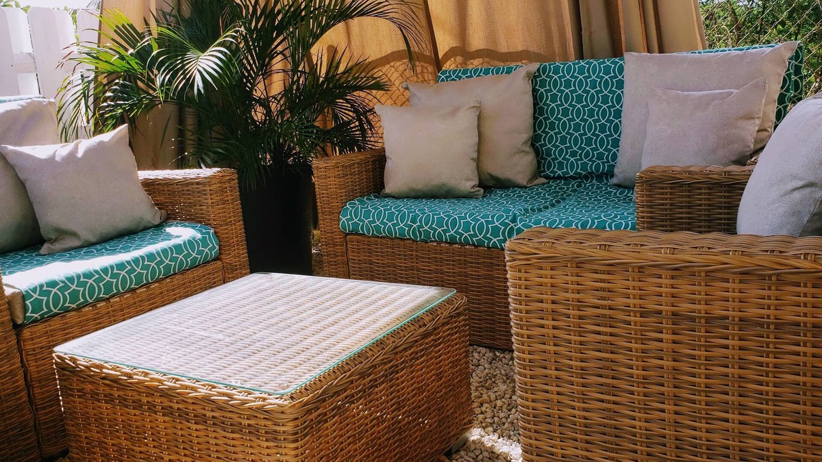 Fairfield House | Fully Air-conditioned, Free Rental Car, Outside seating