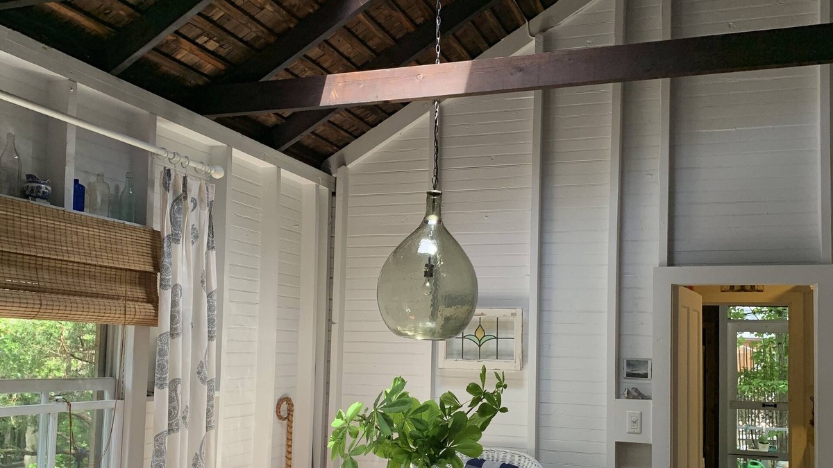 Ocean Beach Cottage | Fully Booked for Summer 2023 - Charming Cottage, Perfect Location!