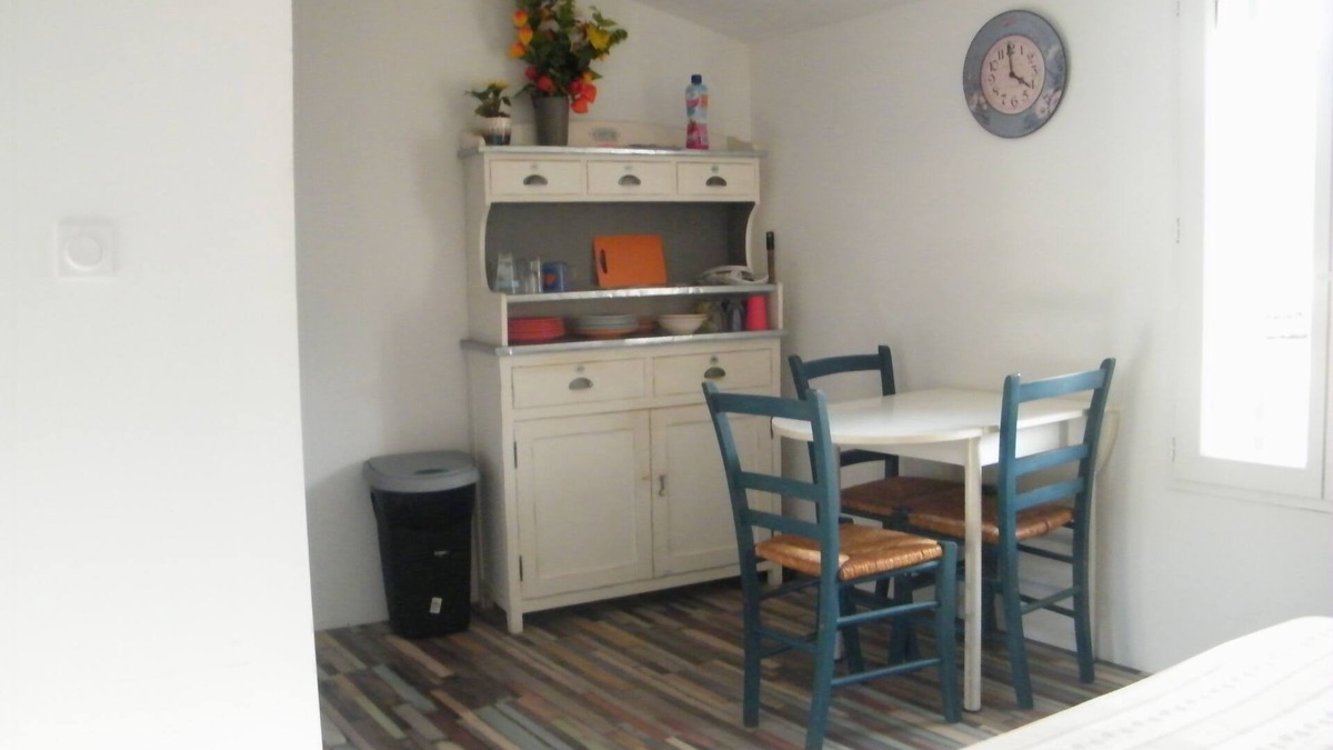 Malijai Apartment | Fully equipped air-conditioned studio