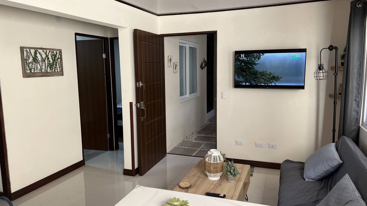 Roble Apartment | Fully equipped and furnished apartment and office.