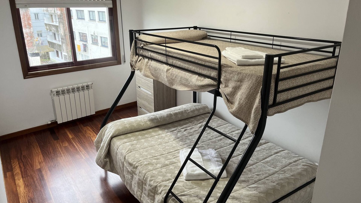 Padron Apartment | Fully equipped and quiet apartment 400 meters from the center of Padrón.n