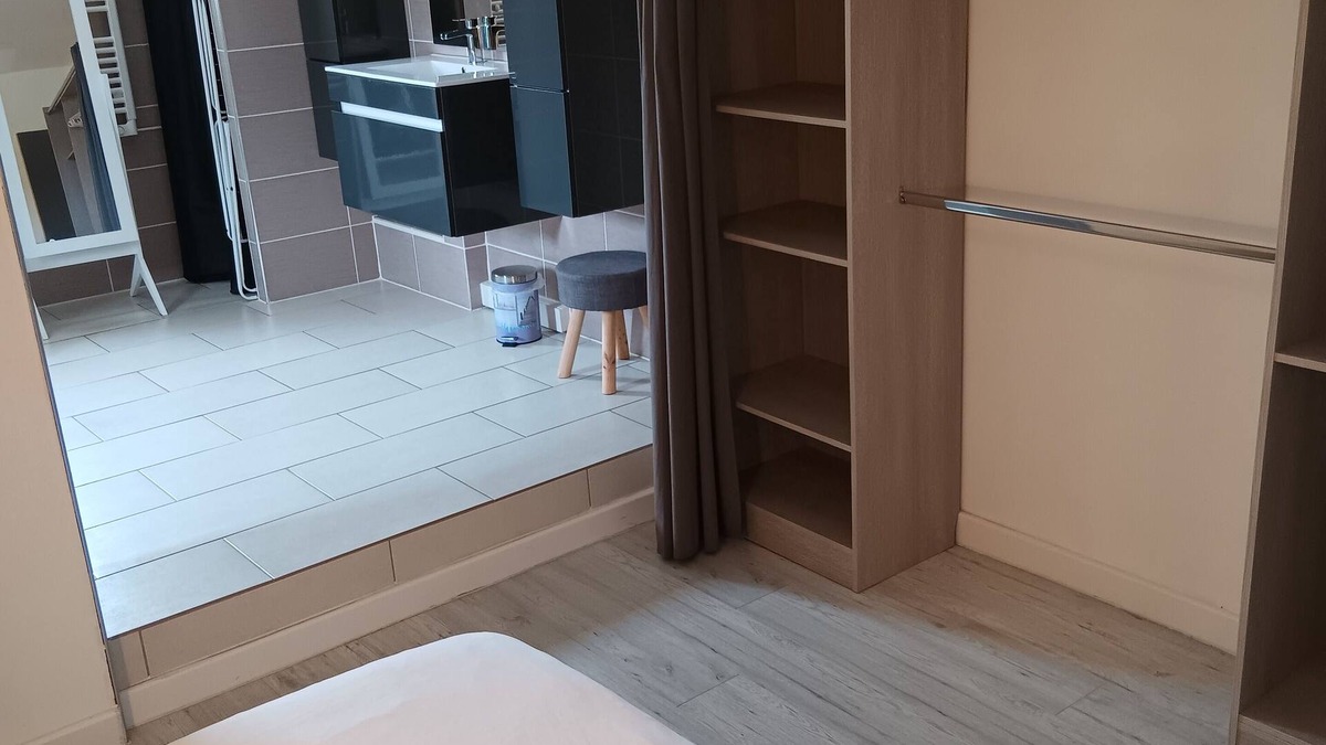 Claira Apartment | Fully-equipped apartment with master bedroom fully-equipped kitchen small terrace