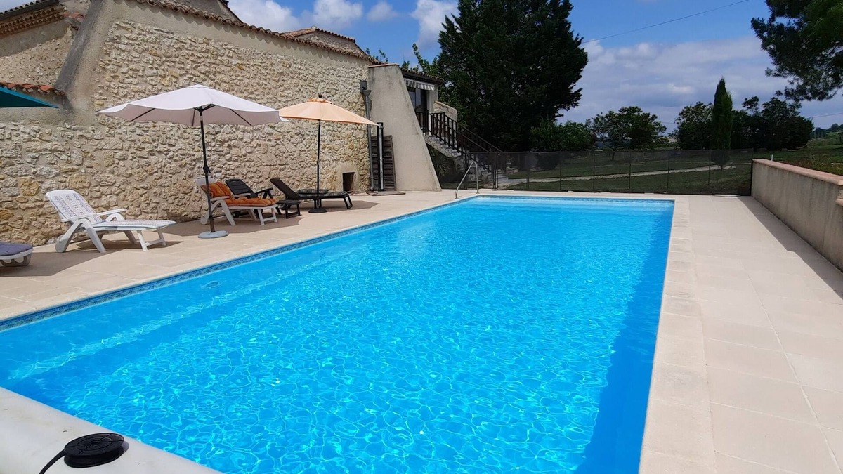 Caussens Cottage | Fully-equipped gîte for up to 7 people, with private pool.