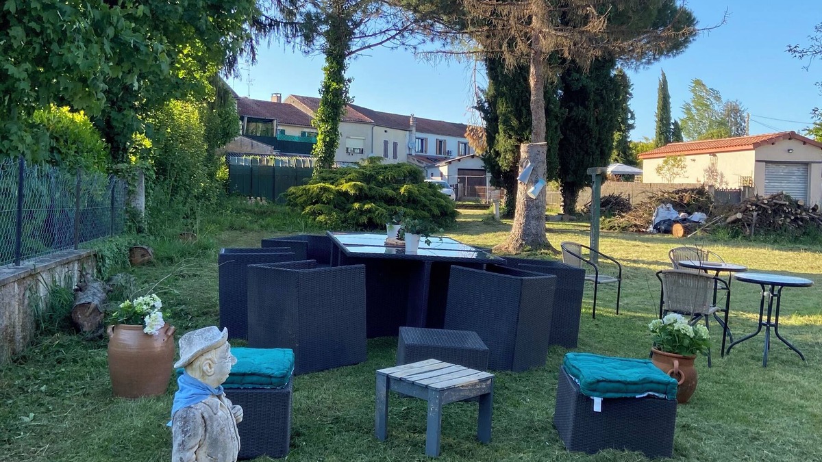 Montayral House | Fully equipped house, fenced garden, close to the Lot and all amenities.