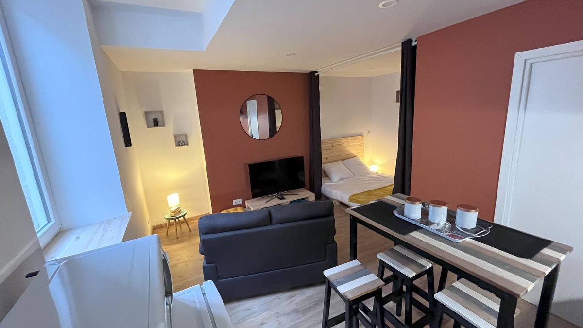 Luneville Apartment | Fully-equipped studio just a stone's throw from the Château de Lunéville