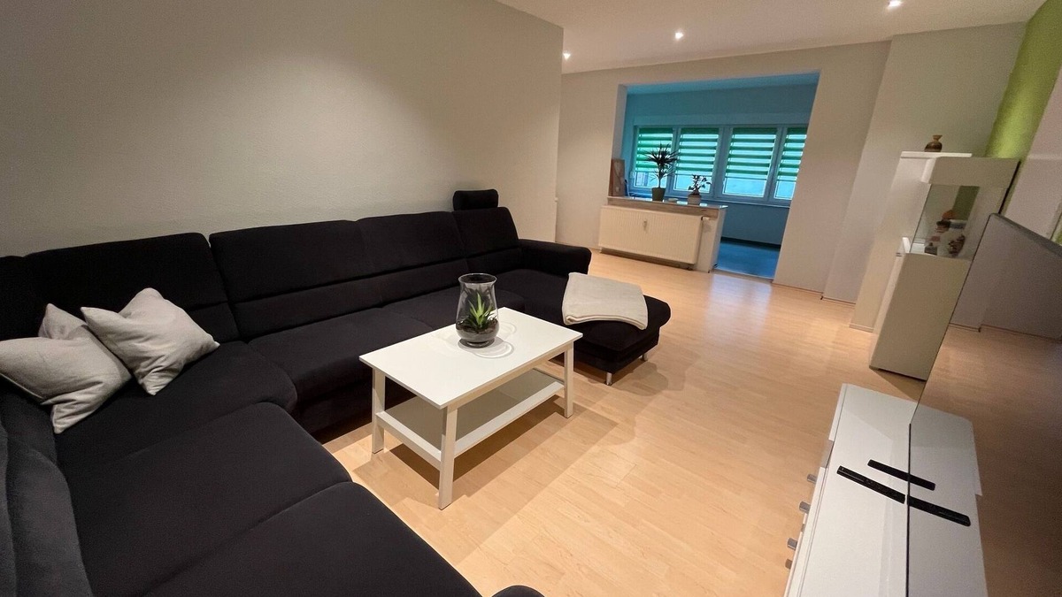 Bad Salzungen Apartment | Fully equipped vacation apartment with loggia, whirlpool bath and massage shower