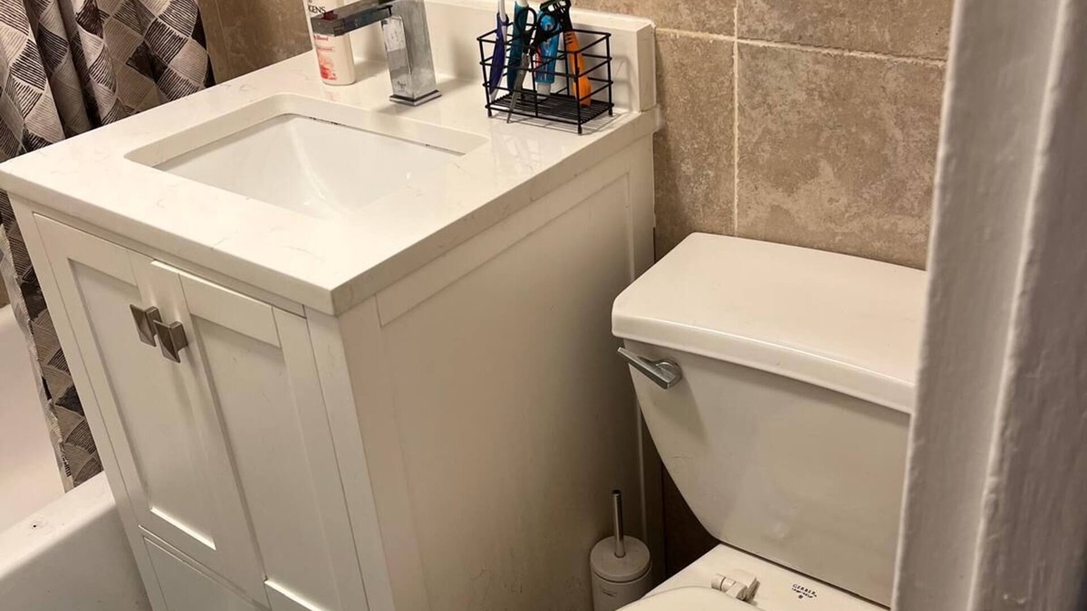 East Harlem Apartment | Fully Furnished 1BR Apt Prime E 101st St Location, Steps from Central Park