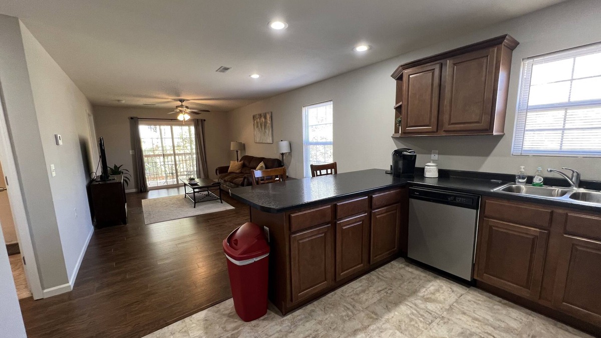 Rolla Apartment | Fully Furnished 2 Bed 2 Bath In Rolla, MO Unit D