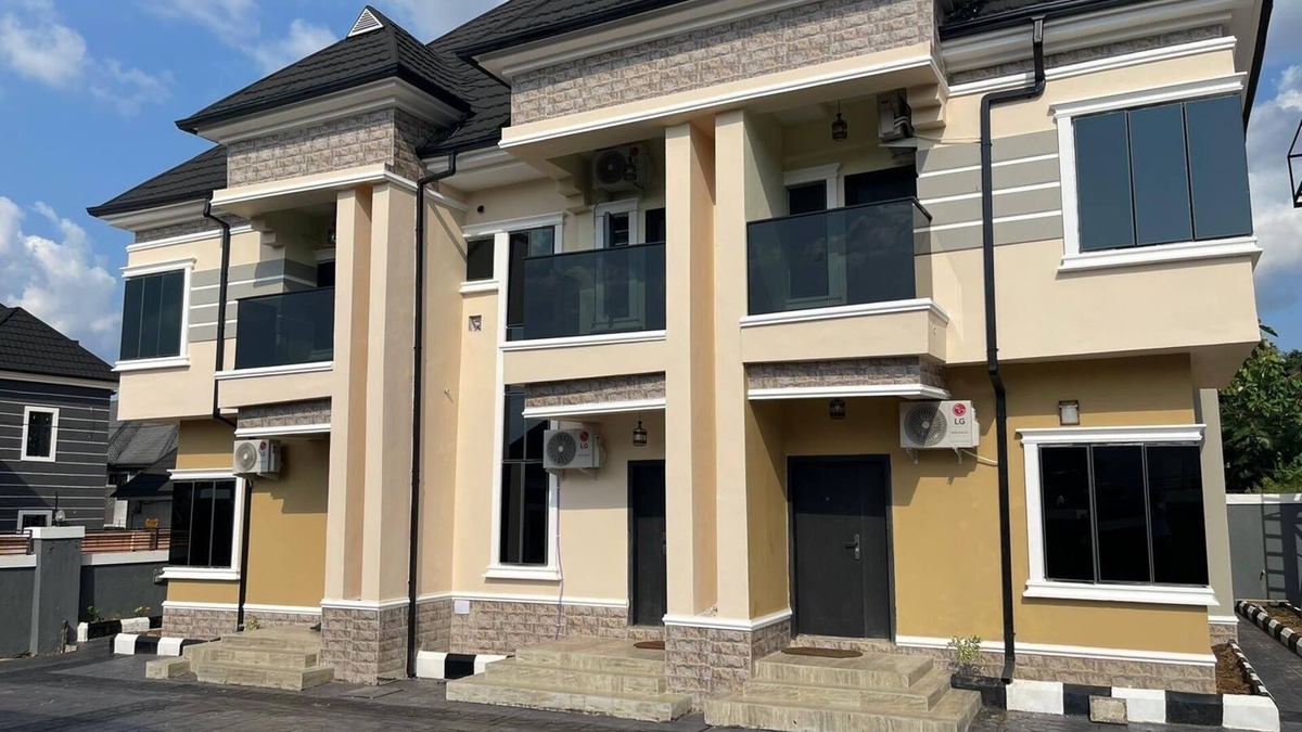 Enugu Apartment | Fully furnished 2-bedroom Shortlet serviced apartment in Enugu Nigeria