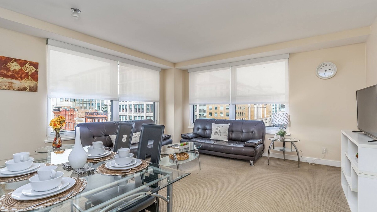 Penn Quarter Apartment | Fully Furnished 2 Bedroom Apartment in Washington DC by RedAwning