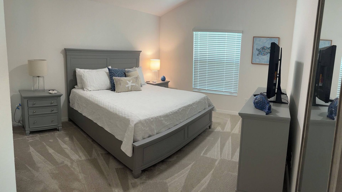 Lake County House | Fully furnished 2br, 2ba Patio Villa with golf cart and high speed internet.