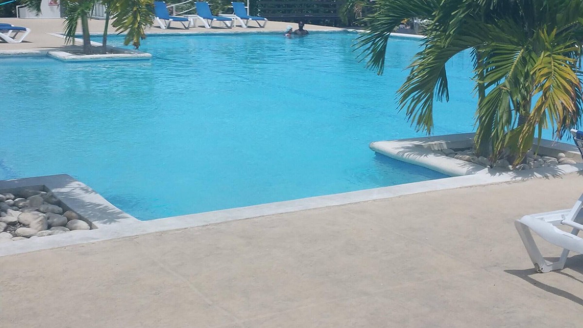 Priory Villa | Fully furnished air conditioned secure villa on the scenic jamaican north coast.