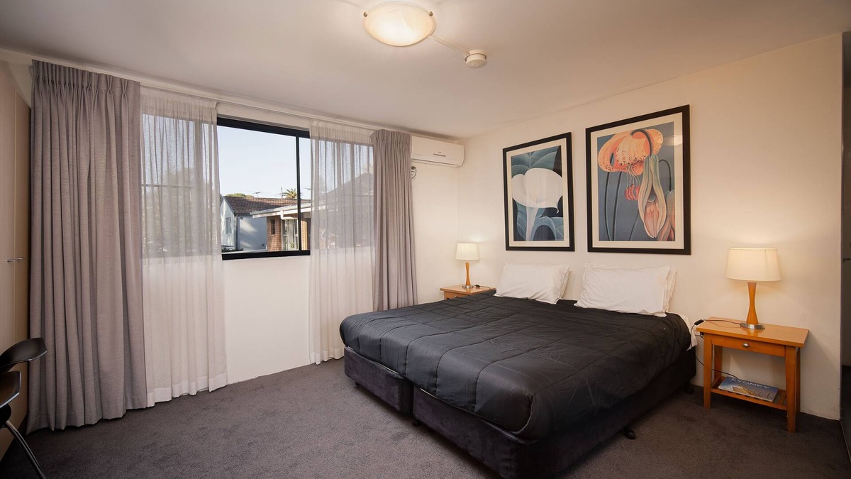 Russell Lea Apartment | Fully Furnished and Equipped Studio in Drummoyne - Monthly Discounted Rate