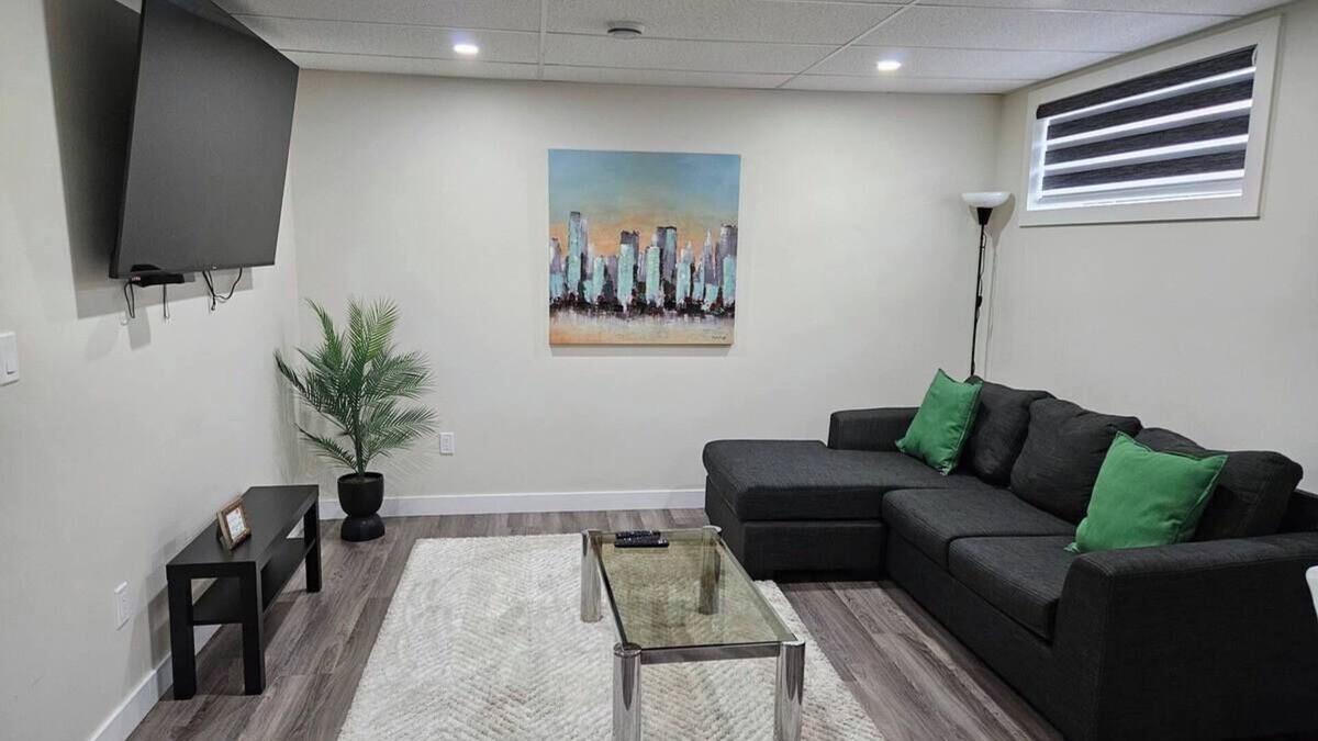 St. Vital Apartment | Fully Furnished Basement Unit – Private Entrance Included