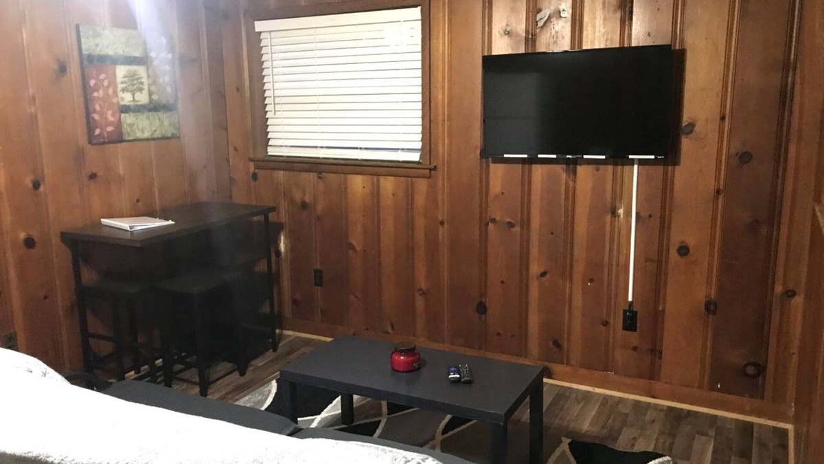 Bluewell Apartment | Fully Furnished Executive Rental (Studio 1-Bath Pets Allowed)