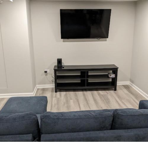South Austin Apartment | Fully Furnished Extended Stay Work or Insurance in Chicago