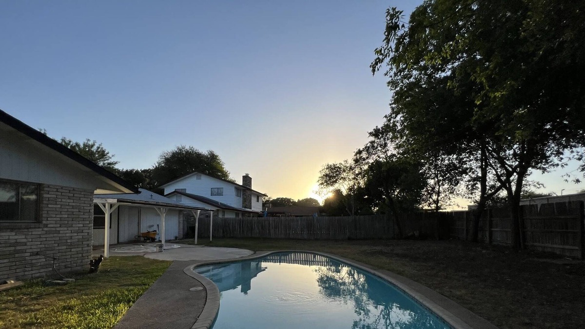 Universal City House | Fully Furnished & Holiday-Ready 4BR w/ POOL in TX