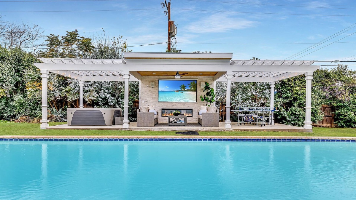 Shearer Hills - Ridgeview House | Fully Loaded | Private Pool, Games, Golf Near