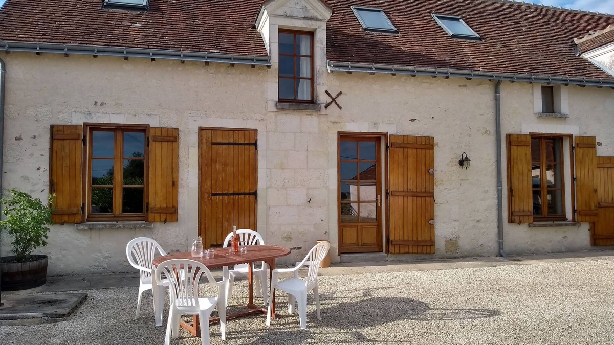 Charnizay House | Fully modernised but traditional home in the beautiful Touraine countryside