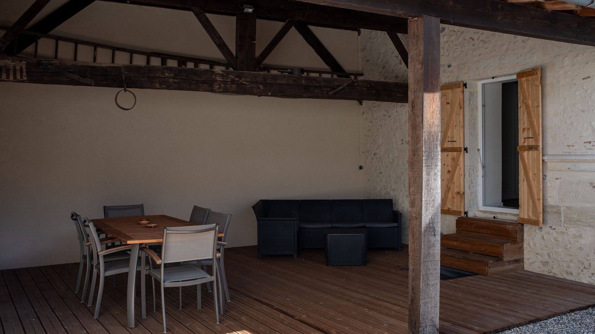 Bassillac and Auberoche House | Fully renovated gîte in the heart of the village