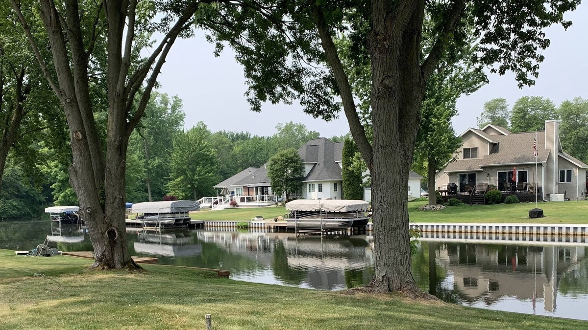 Bradley Cottage | Fully remodeled 3 bed, 2 bath on Gun Lake. Sleeps 9!