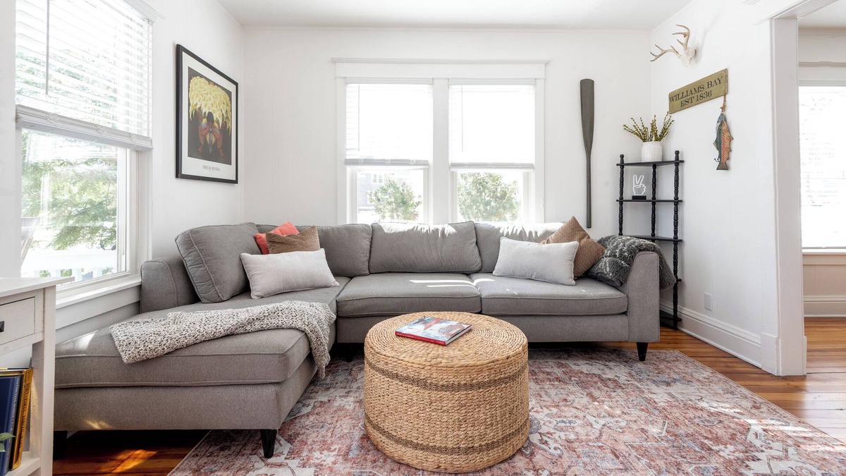 Williams Bay Cottage | Fully remodeled Cozy Cottage centrally and conveniently located to Lake Geneva.