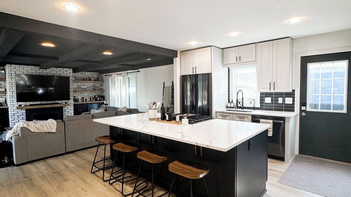 White Bear Lake House | Fully remodeled 3-bedroom house in charming White Bear Lake
