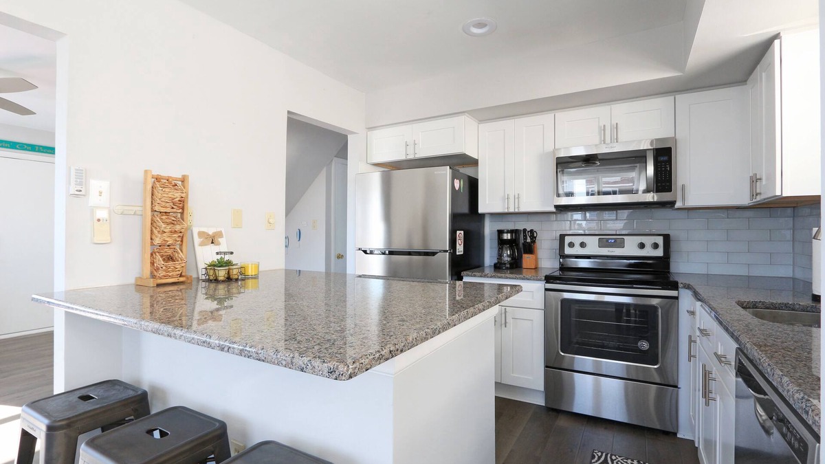 Townsend's Inlet House | Fully Renovated! Beach Block! Ocean Views!