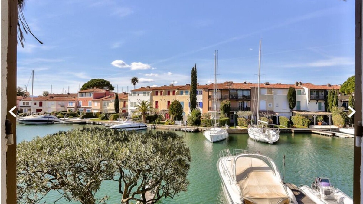 Port Grimaud House | Fully renovated fisherman's house, due west, 12x4m mooring