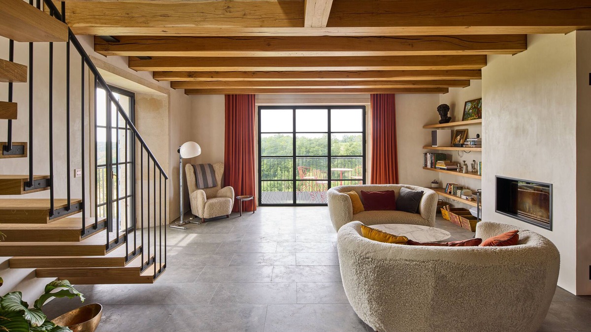 Montagudet House | Fully renovated modern design farmhouse
