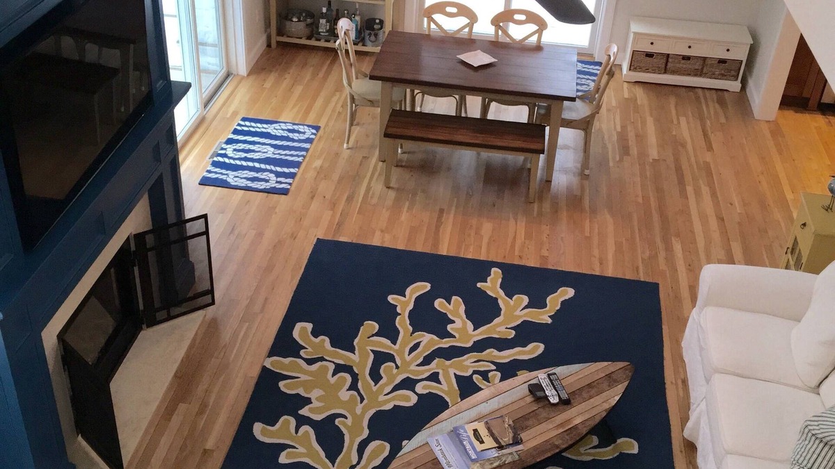 Culloden Shores House | Fully Renovated. Stroll to sound.