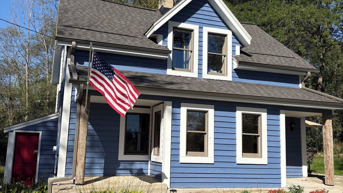 Saukville House | Fully restored 1855 Log Cabin, a modern-rustic retreat