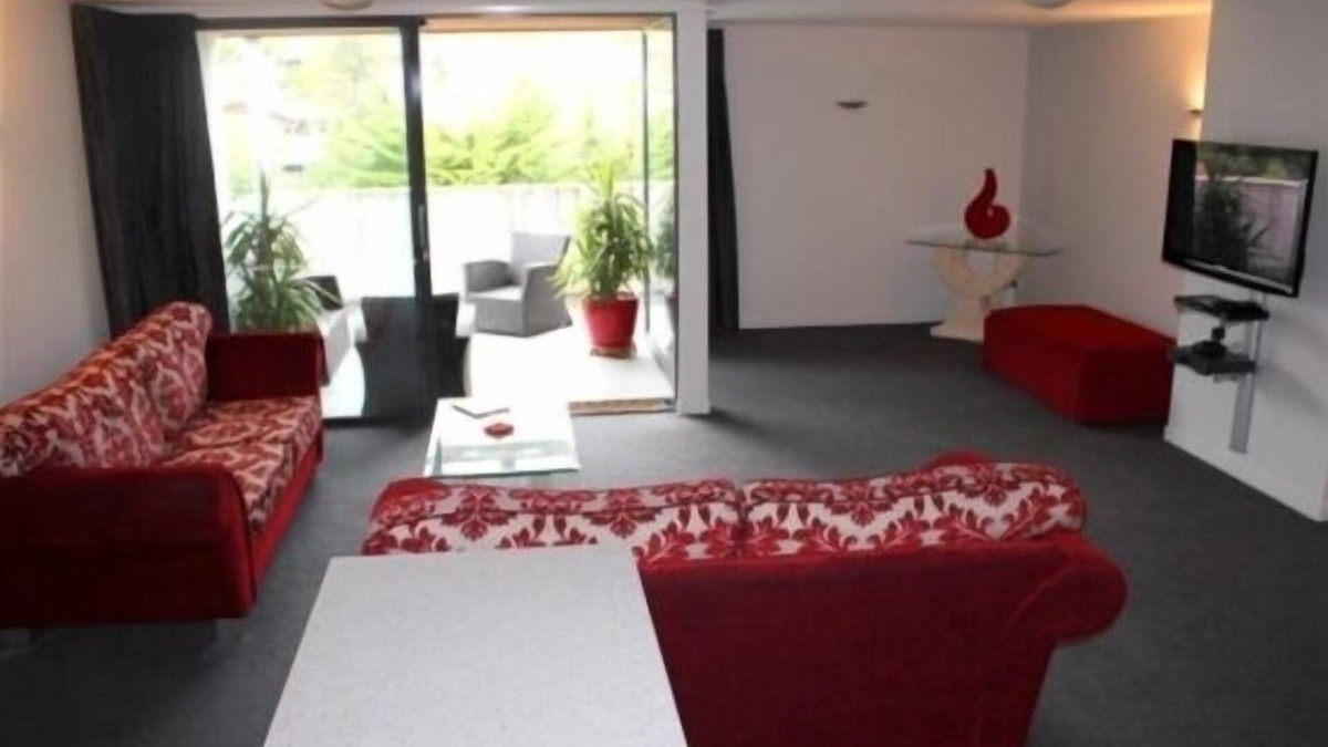Hanmer Springs Apartment | Fully Serviced Apartment - Central Location, Spacious and Warm