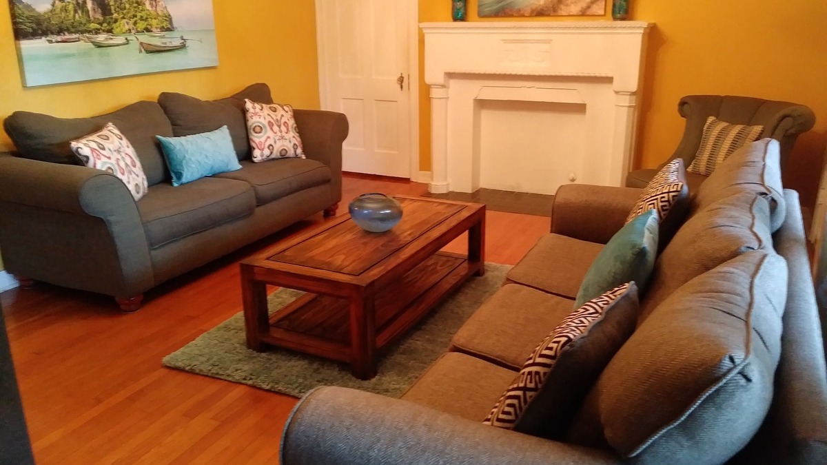 Monte Vista Apartment | FUN! 3 miles to DT/Riverwalk, nr Trinity U, The Pearl, Fort Sam, In Monte Vista
