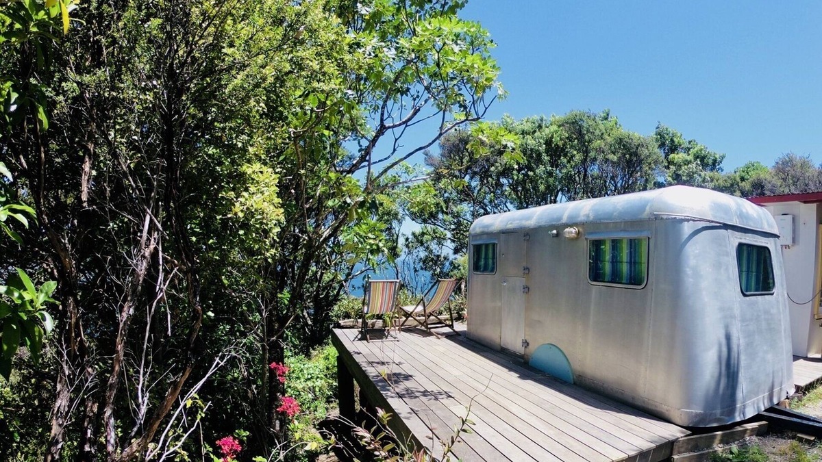 Tryphena Cabin | Fun and Funky - fully restored genuine 1940's handmade caravan