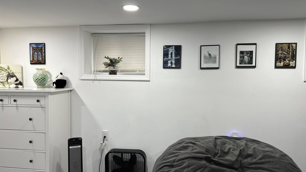 Jersey City Apartment | Fun and spacious