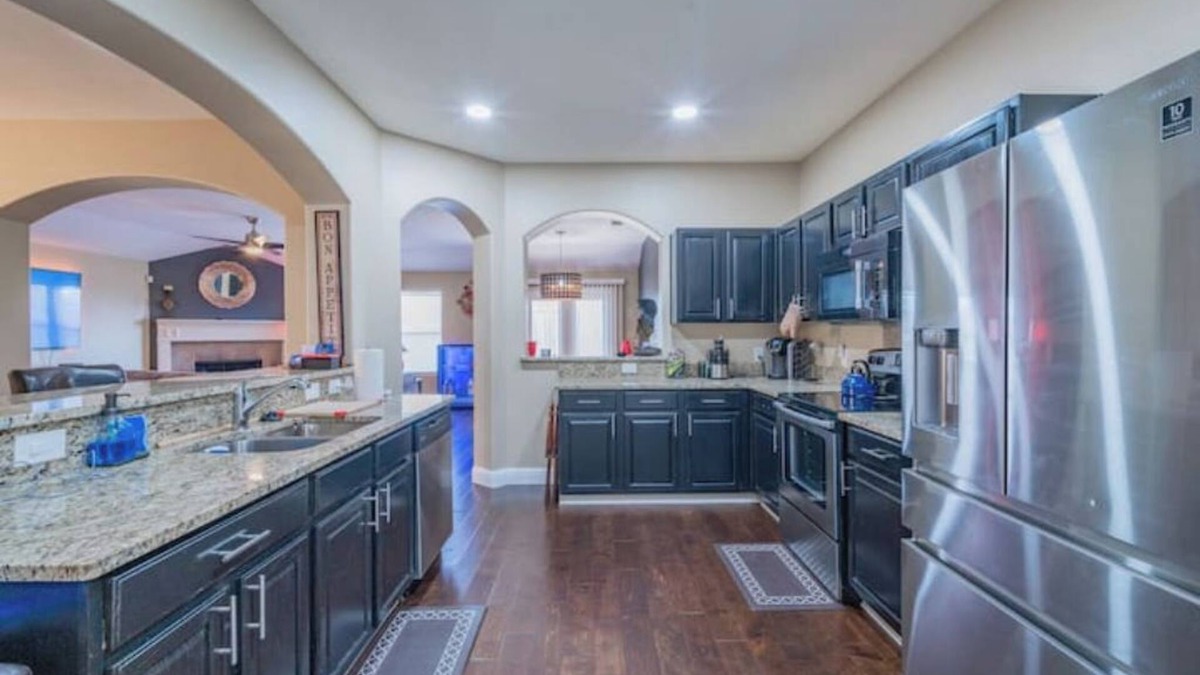 Little Elm House | *Fun Frisco Palace in Prime Location!