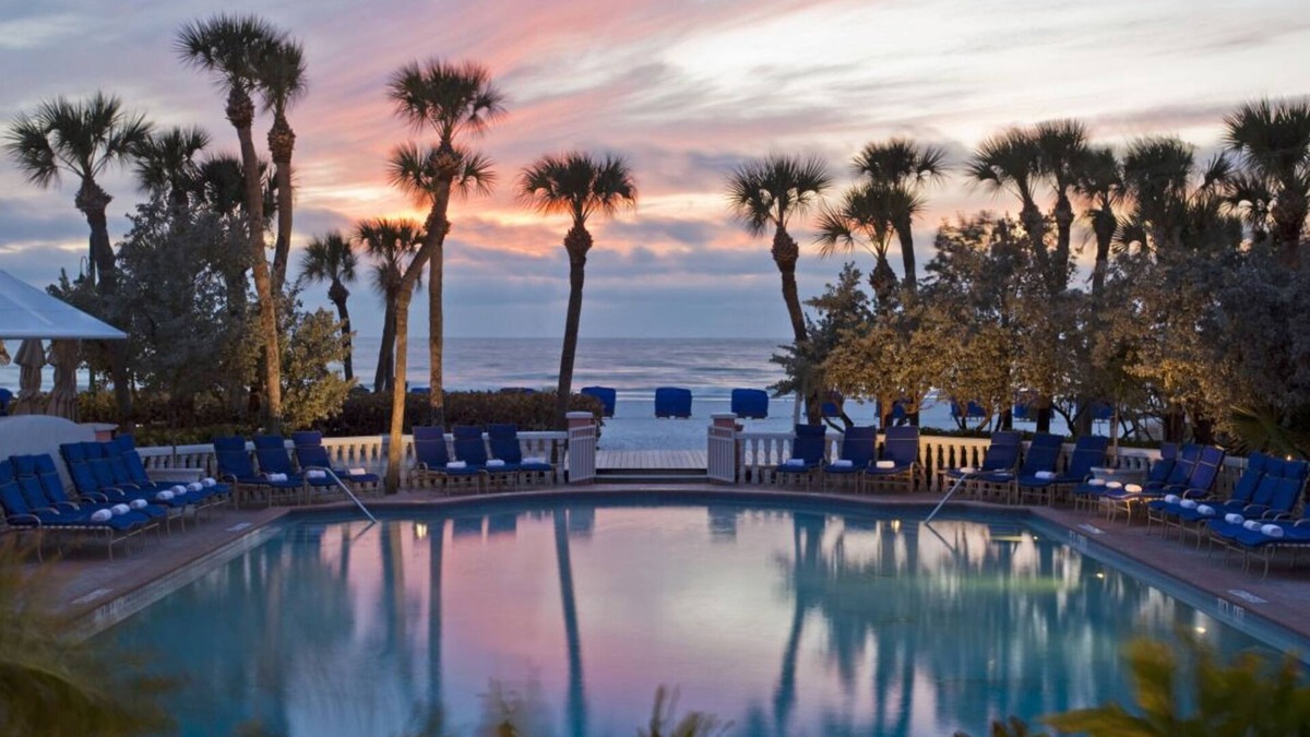 Pass-a-Grille House | Fun-packed Stay! Minutes to St. Pete Beach! 4 Relaxing Room, Outdoor Pool