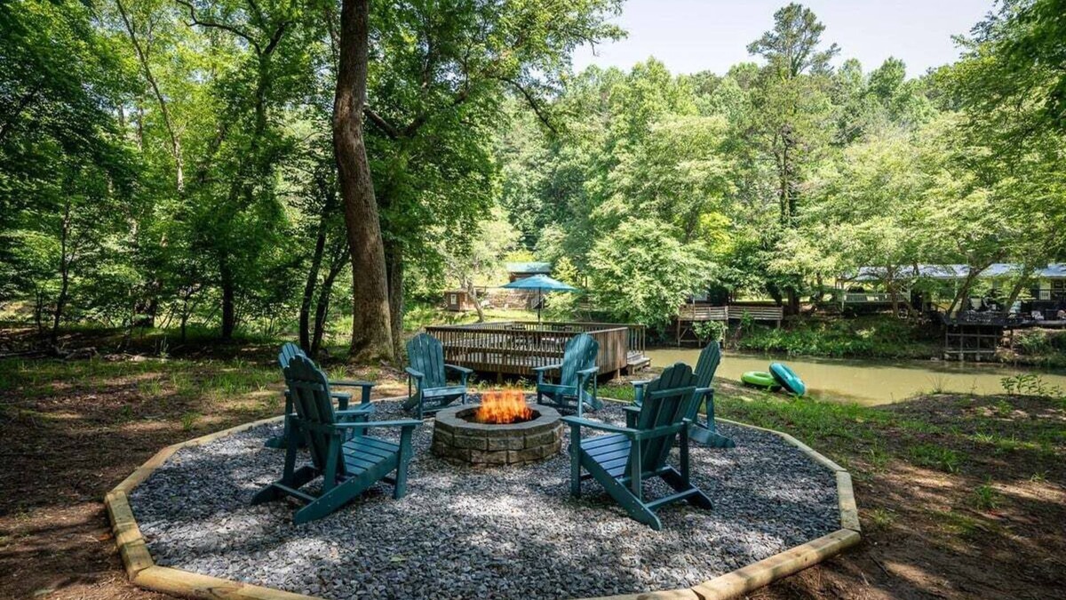 Ellijay Cabin | Fun Riverside Cabin: Indoor Games+Hot Tub+Firepit